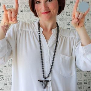 NWOT Longhorn Necklace Crystal Incrusted